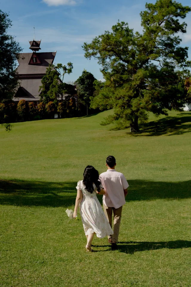 Moody & Ify Meadow